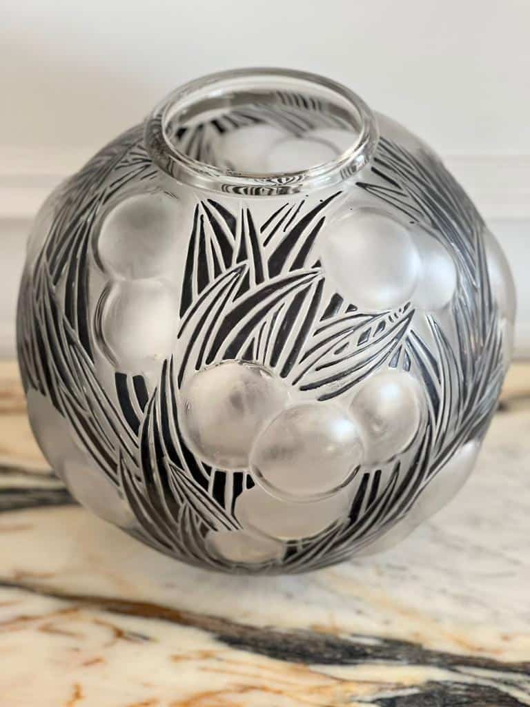 René Lalique : « Oranges » Vase en verre émaillé givré - Image 9