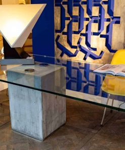Sergio & Giorgio Saporiti, Table – ou bureau – en béton, années 1970