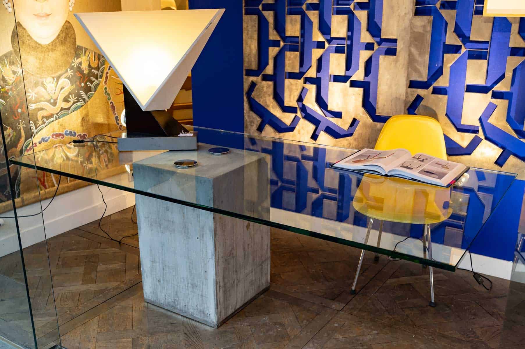 Sergio & Giorgio Saporiti, Table – ou bureau – en béton, années 1970